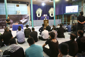 عصر شعر و محفل ادبی ( طبیب جان ) در حسینیه جماران