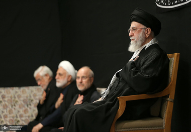 جلائی پور: بسیاری از ناراضیان این سال‌ها هم از دیدن ورود بی‌عصا و سلامت و آرامش‌ فرمانده کل قوا به حسینیه دل‌شاد و دل‌آرام شدند