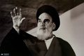 سرود دسته‌جمعی آزادگان در بدو ورود به حسینیه امام خمینی؛ در سوگ امام خمینی