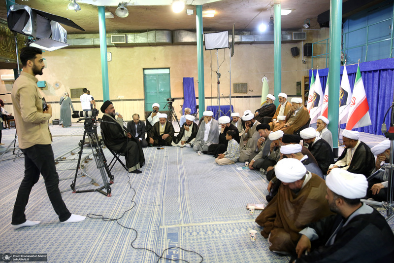 بازدید جمعی از علما کشور عراق از بیت امام خمینی (س)