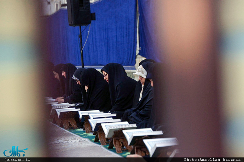 محفل انس با قرآن در حرم مطهر امام خمینی(س)