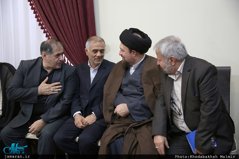دیدارجمعی از فعالان ستادهای انتخاباتی دکتر روحانی با سید حسن خمینی