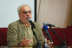 مراسم رونمایی از کتاب «چالش‌های تاریخی» / رضا پورحسین