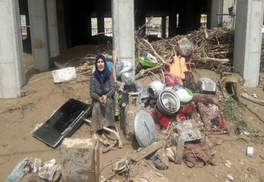 پلدختر ۲ متر در گل مدفون است  آبرسانی به سیل‌زدگان از طریق کوهستان و استفاده از چارپایان