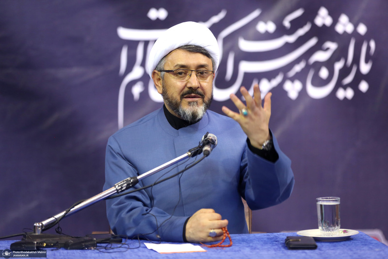 آئین اختتامیه برگزاری اولین رویداد طرح تربیت راوی زندگی واندیشه های امام خمینی (س)