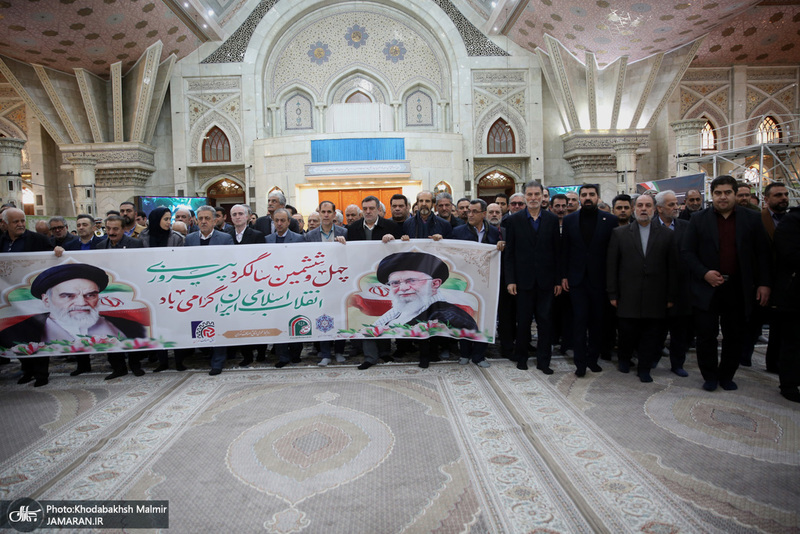 دیدار  رئیس و جمعی از اعضای اتاق اصناف تهران‌ با سید حسن خمینی