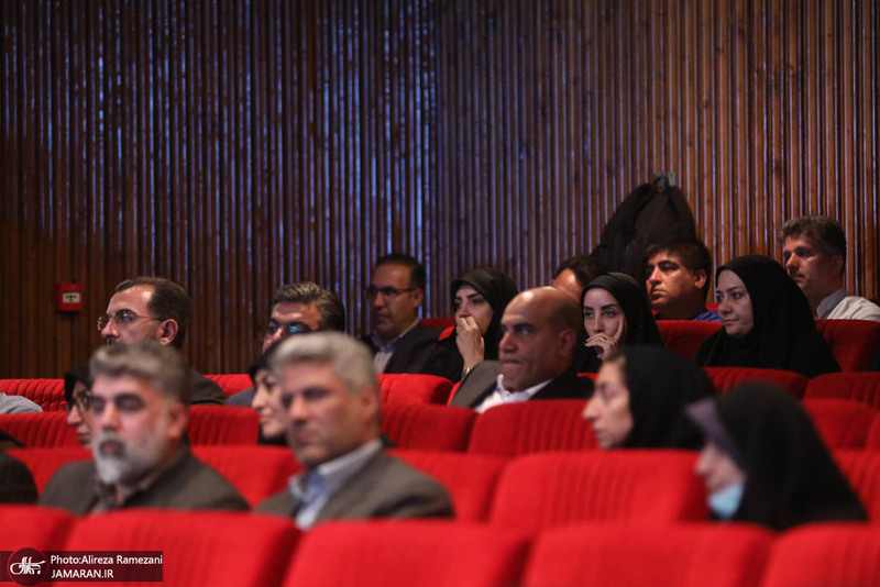 مراسم تجلیل از مدال آوران المپیک دانش آموزی