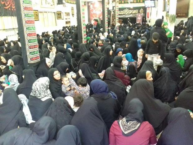 بیش از 75 هزار نفر در همایش شیرخوارگان حسینی در استان سمنان شرکت کردند
