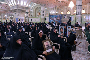 تجدید میثاق خانواده معظم شهدای سازمان حفاظت اطلاعات سپاه با آرمان های حضرت امام خمینی (س)