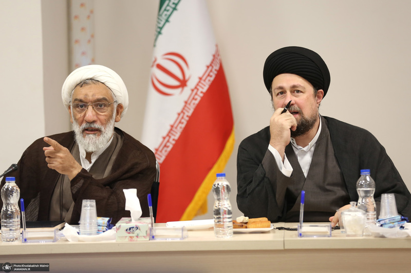 آیین رونمایی  از فصلنامه گواه در مرکز اسناد انقلاب اسلامی