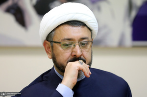 بازدید رئیس موسسه تنظیم و نشر آثار امام خمینی (س) از جماران /  علی کمساری