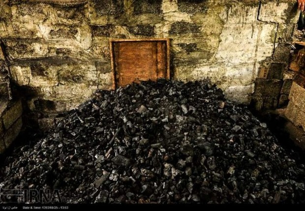 18 کوره غیر مجاز تولید زغال در زاهدان منهدم شد