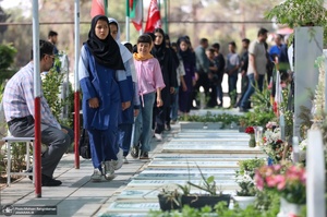 زنگ دانش آموز شهید