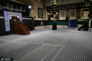 مراسم عزاداری شب عاشورای حسینی(ع) در حسینیه‌ امام خمینی(س)