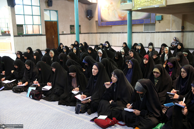 اردوی بانوان فعال فرهنگی استان زنجان (مکتب امام ) در حسینیه جماران