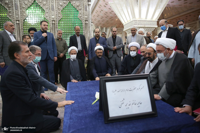 تجدید میثاق رئیس و کارکنان موسسه‎ تنظیم و نشر آثار امام خمینی با آرمان های بنیانگذار جمهوری اسلامی