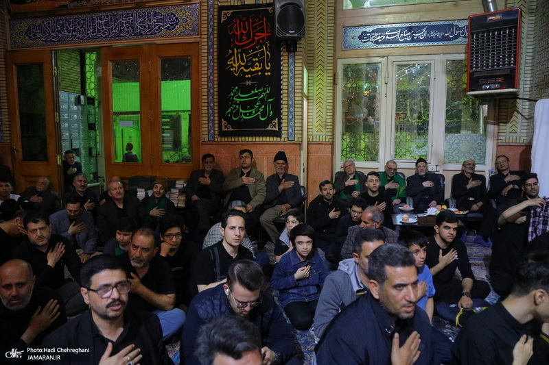 احیای شب بیست و یکم ماه رمضان در تکیه حاج سید حسن قم