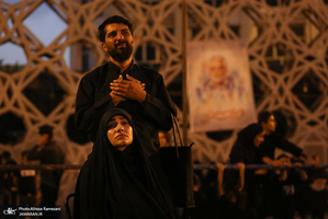 مراسم خیمه سوزان در میدان امام حسین (ع)