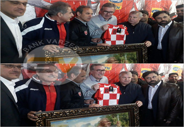 هدیه سرپرست سابق تیم پرسپولیس به برانکو +عکـس

