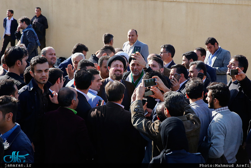 دیدار جمعی از فعالان فضای مجازی با سید حسن خمینی