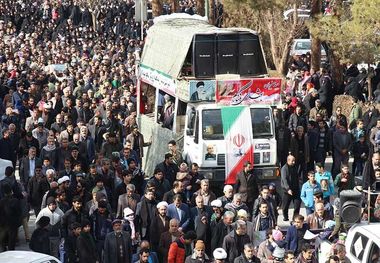 میزبانی با شکوه میبدی‌ها از پیکر یک شهید گمنام