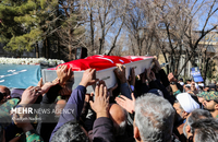 تشییع پیکر آیت‌الله مستجابی در اصفهان (14)