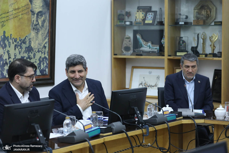 جلسه شورای جهاد دانشگاهی با حضور محمدرضا عارف