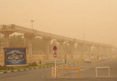 نفوذ موریانه گردو غبار در جان آسمان قم