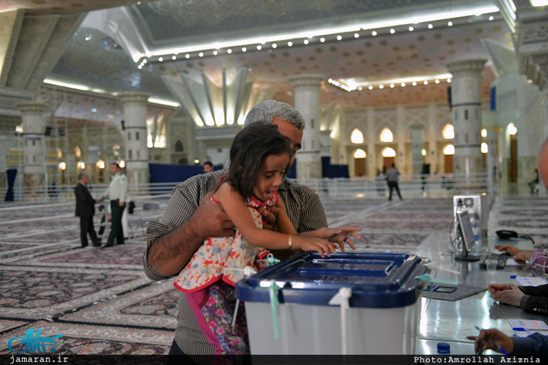 انتخابات ریاست جمهوری و پنجمین دوره‌ی انتخابات شوراهای اسلامی-حرم مطهر امام خمینی(س)