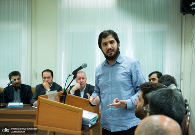 پرده برداری از میزان بدهی های رضوی به بانک های دیگر/ پای یک خبرگزاری به پرونده باز شد/ متهم: اصولگرا هستم