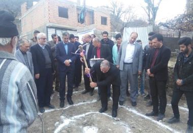 ساخت ۳۶ واحد مسکونی در یک روستای رانشی مینودشت آغاز شد