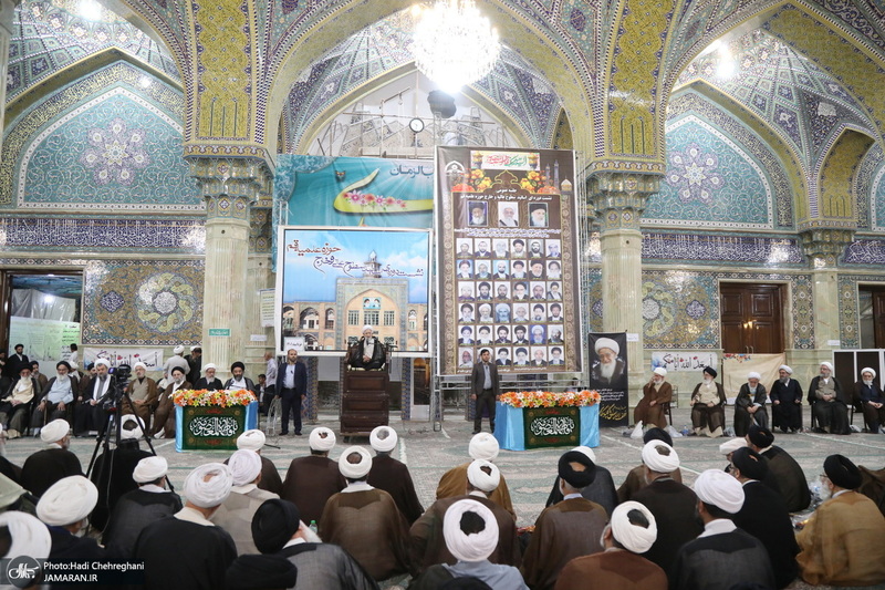 نشست دوره ای اساتید سطوح عالی و خارج حوزه علمیه قم‎