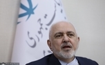 ظریف: همه ما در یک جاده هستیم؛ نه قسمت تندرو داریم و نه کندرو/ به جایی رسیده‌ایم که می‌توانیم لقمه چربی برای کسی نباشیم/ ضمن توجه به تهدیدها، نگاه‌مان تهدیدمحور نباشد/ ۴۵ سال از انقلاب اسلامی گذشته و مردم نیاز دارند که به آینده کشور امیدوار باشند