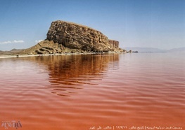 خشکی دریاچه ارومیه مساوی با خطر افتادن جان ۱۴ میلیون نفر است
