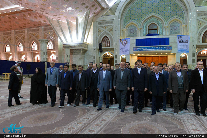 تجدید میثاق وزیر، معاونان وزارت نیرو با آرمان‌های امام خمینی(س) 