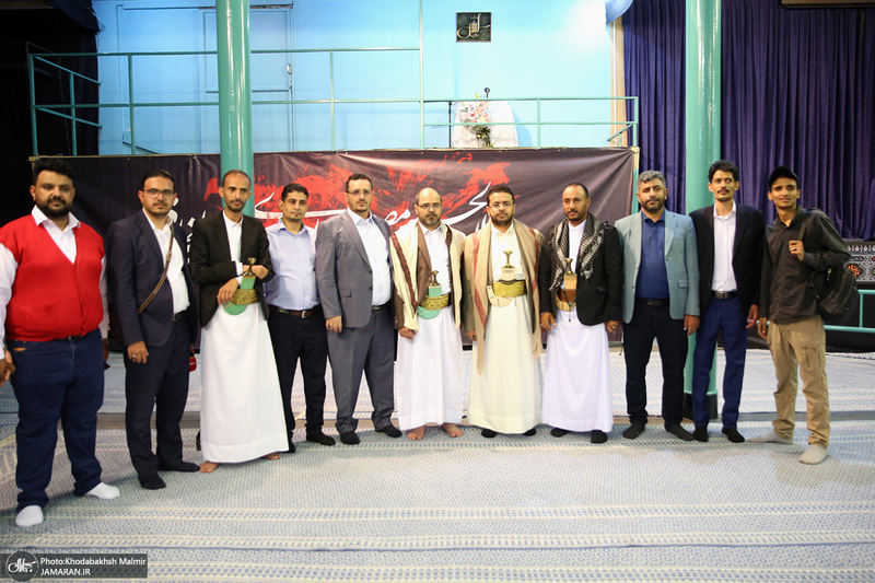 بازدید میهمانان خارجی جهت شرکت در مراسم رهبر شهید از حسینیه جماران