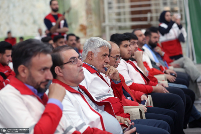 دیدار امدادگران هلال احمر با سید حسن خمینی