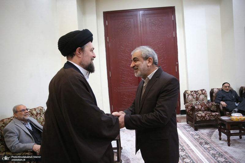 تجدید میثاق رئیس و جمعی از اعضای مجمع تشخیص مصلحت نظام با آرمان‌های امام خمینی (س)-2