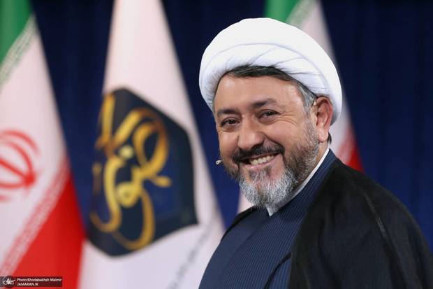 علی کمساری: فکر الإمام الخمینی مصدرٌ لشرعیة النظام الجمهوری الإسلامی