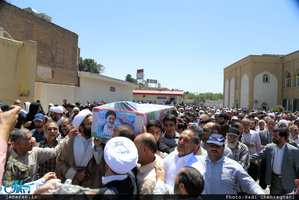 مراسم تشییع پیکر مطهر شهید حمله تروریستی اخیر حجت الاسلام تقوی در قم