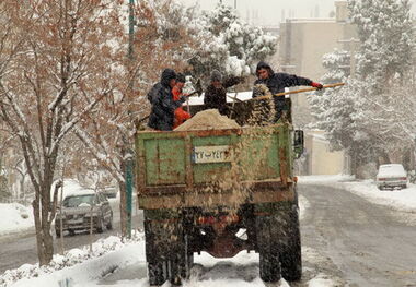 ۱۲۰ تن نمک در سطح خیابان های بجنورد پاشیده شد