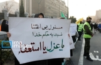 تجمع مقابل مجلس برای قانون حجاب (14)