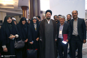 دیدار رئیس و کارکنان موسسه‎ تنظیم و نشر آثار امام خمینی با سید حسن خمینی