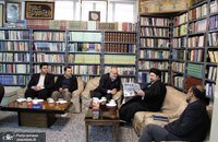 دیدار اعضای تحریریه روزنامه 19 دی با سید حسن خمینی