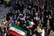واکنش خبرگزاری فرانسه به حضور بانوان ایرانی در ورزشگاه