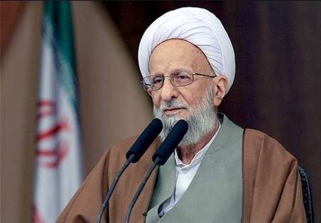 عامل بروز فتنه افرادی هستند که به حق خود راضی نیستند