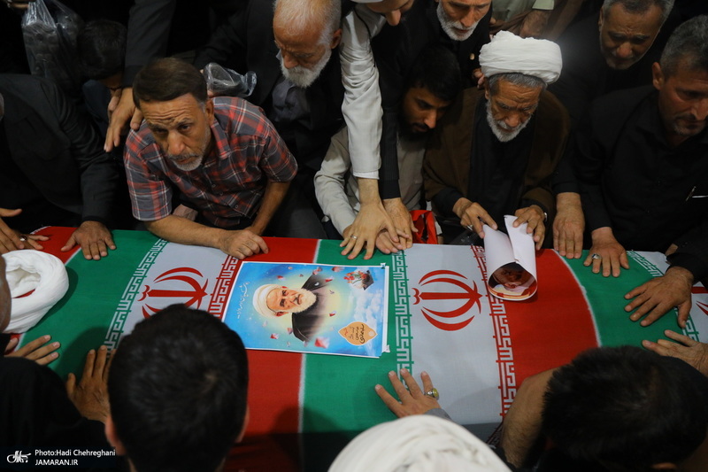 تشییع مرحوم آیت الله عباسعلی سلیمانی (ره) در حرم مظهر حضرت معصومه (س)