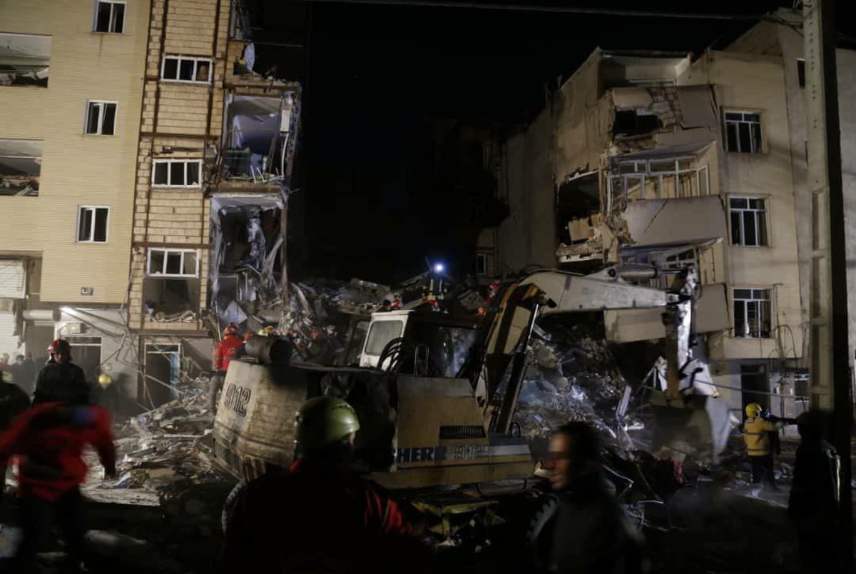 جزئیات آتش سوزی ساختمان مسکونی در تبریز در شب یلدا + فیلم