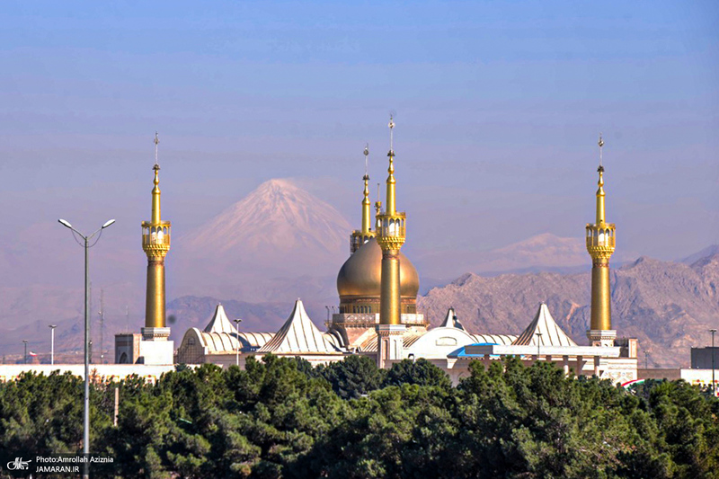 تصاویری از حرم امام خمینی در روز هوای پاک تهران