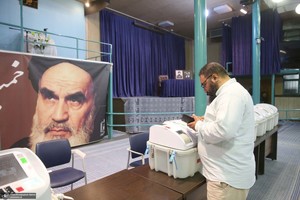 حضور سید حسن خمینی در دور دوم انتخابات مجلس شورای اسلامی